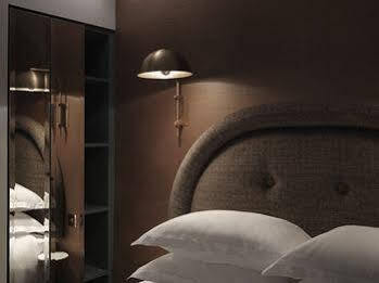 Grand Pigalle Experimental 4* Parijs